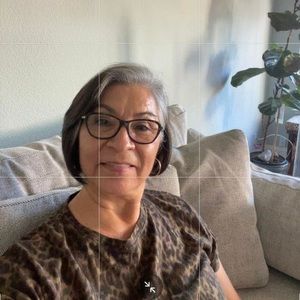 Meet your Posher, Luisa